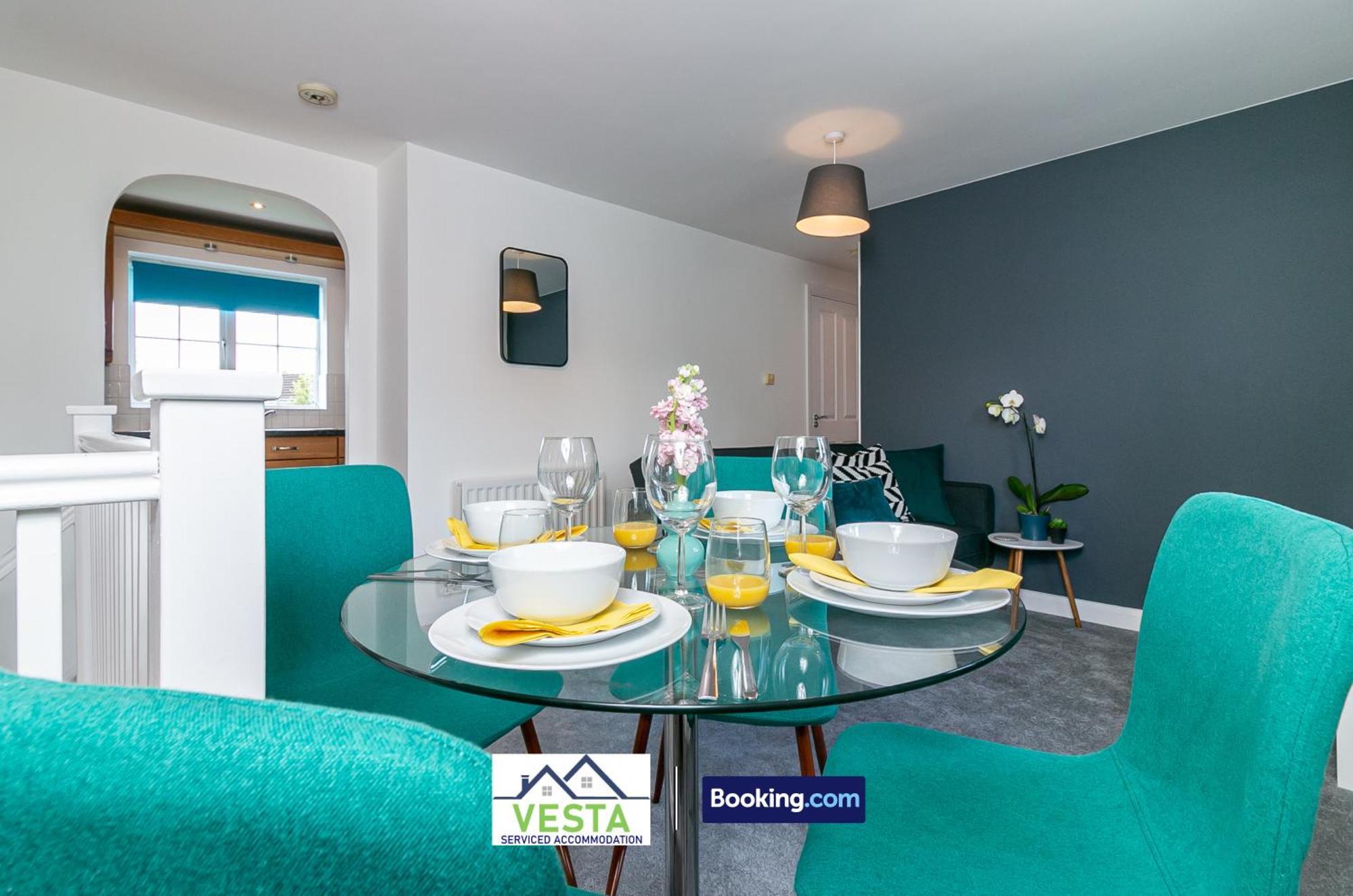 Three Bedroom Apartment By Vesta Serviced Accommodation & Short Lets Hatfield With Free Parking Екстериор снимка